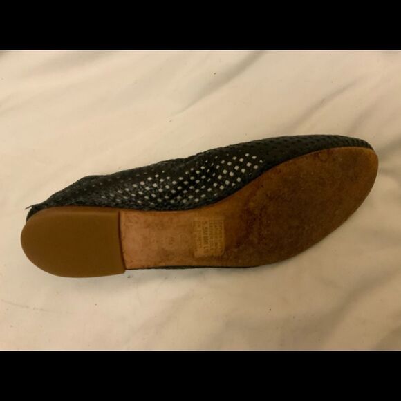 Tory Burch Whittaker Perforated Leather Ballerina Flat, Black- Size 5.5 - Picture 5 of 10